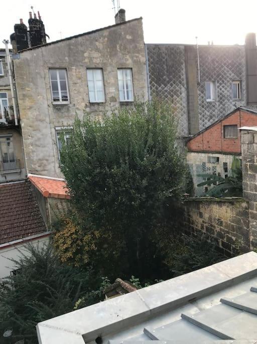 Studio Calme Au Centre De Bordeaux Exterior photo